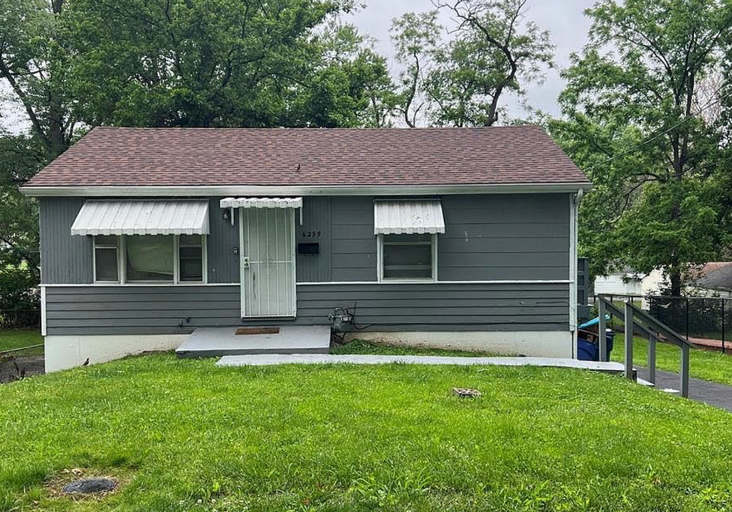 6259 Jefferson Ave in Berkeley, MO - Building Photo