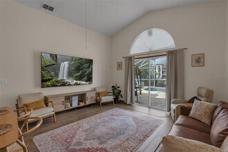 3024 Bloomsbury Dr in Kissimmee, FL - Building Photo - Building Photo