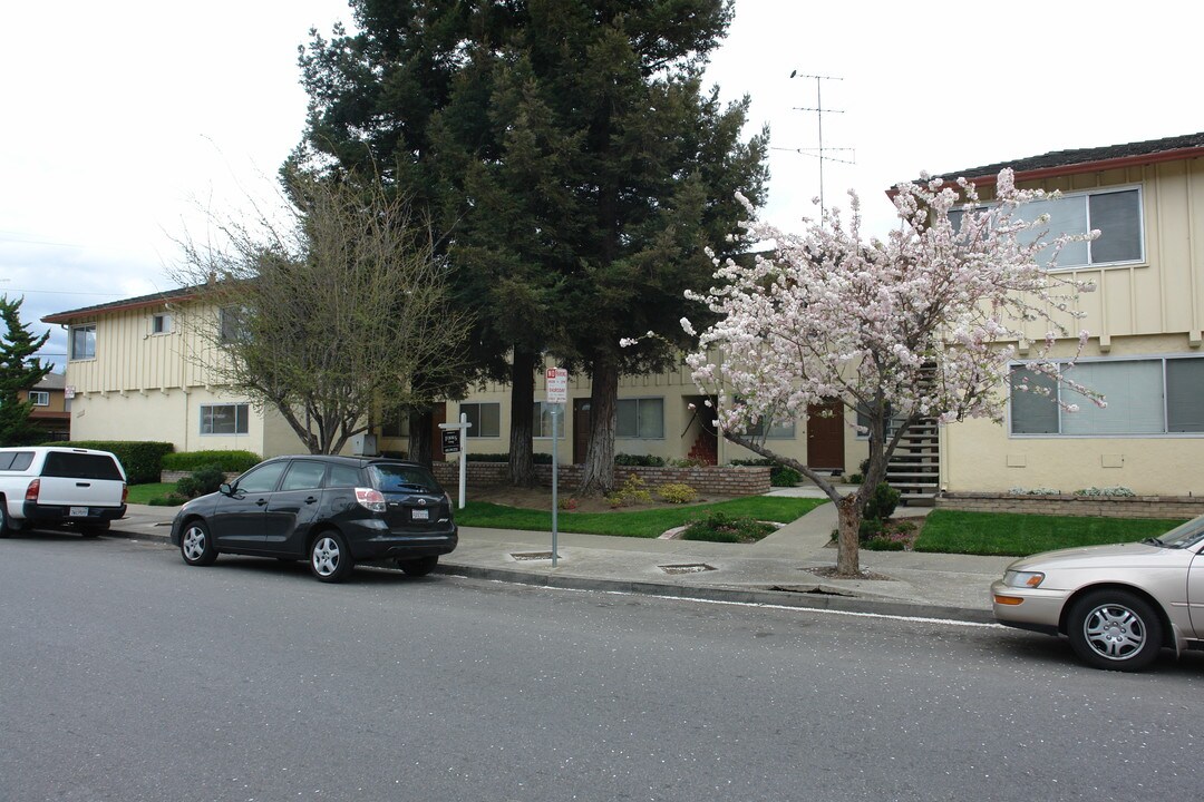 3035 Magliocco Dr in San Jose, CA - Foto de edificio