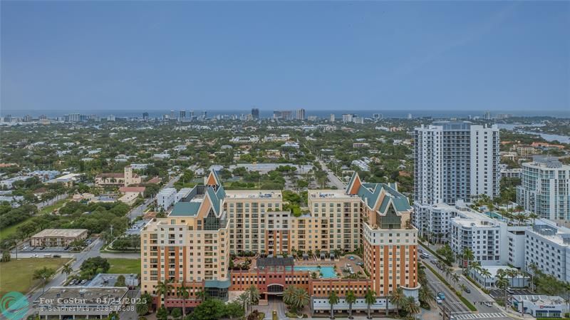 110 N Federal Hwy in Fort Lauderdale, FL - Building Photo