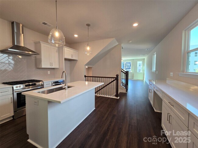 2432 Arty Ave in Charlotte, NC - Building Photo - Building Photo