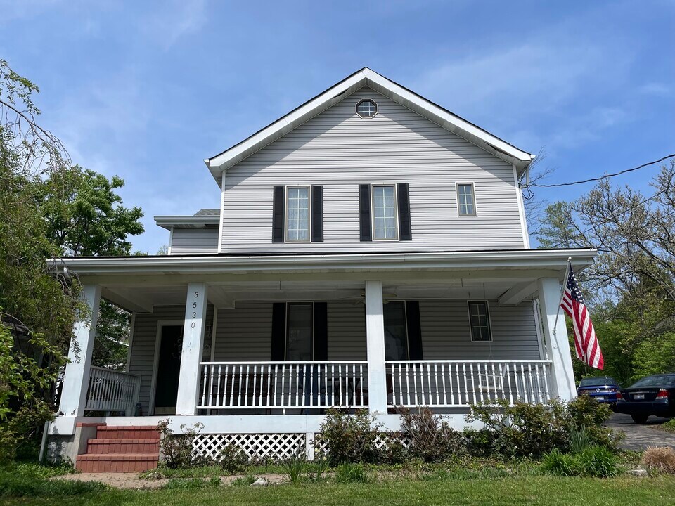 3530 Kroger Ave, Unit #1 in Cincinnati, OH - Building Photo