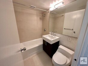 EAST 63 STREET in New York, NY - Building Photo - Building Photo