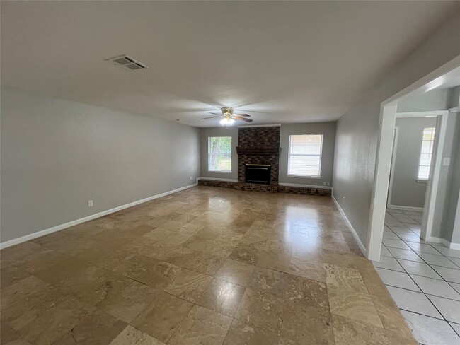 2402 Fawnwood Ln in Spring, TX - Building Photo - Building Photo