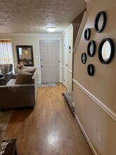 7473 Wounded Knee Rd in Lorton, VA - Building Photo - Building Photo