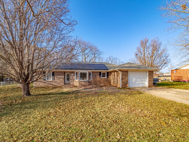 property at 4635 Fountain Ct