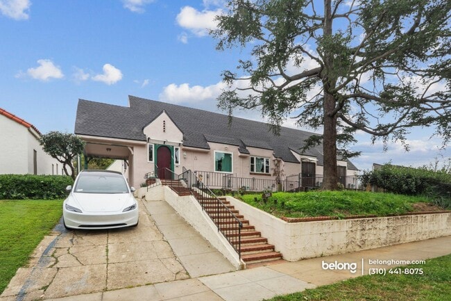 property at 522 Westminster Ave