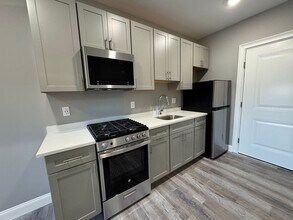 207 Shirley Ave in Revere, MA - Building Photo - Building Photo