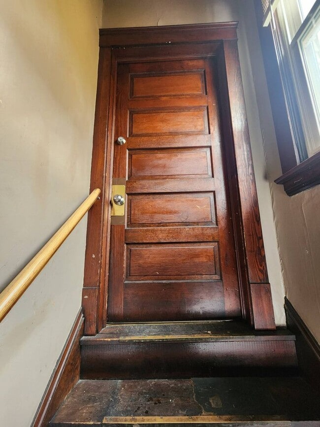 2954 E 67th St in Cleveland, OH - Building Photo - Building Photo