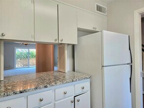 1500 Elton Ln in Austin, TX - Building Photo - Building Photo