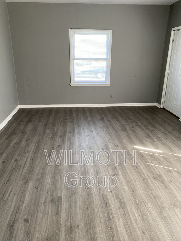 2103 Arrow Ave in Anderson, IN - Foto de edificio - Building Photo