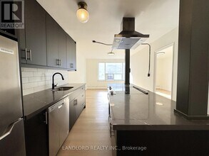 420 Eglinton Ave E in Toronto, ON - Building Photo - Building Photo
