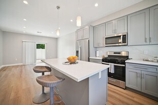 8436 Oakdale Ave in Los Angeles, CA - Building Photo