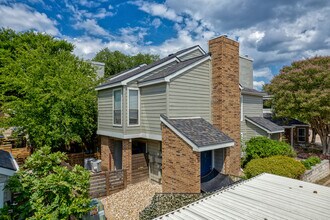 Willowbrook North Townhomes in Austin, TX - Building Photo - Building Photo