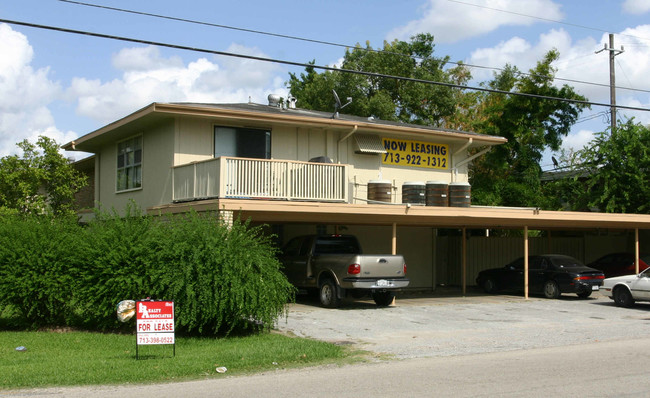 Oakshire Manor in Houston, TX - Building Photo - Building Photo