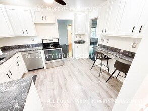 294 Sundale Rd in Akron, OH - Building Photo - Building Photo