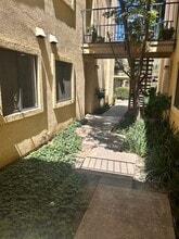 3400 Sullivan Ct in Modesto, CA - Building Photo - Building Photo
