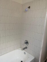 6620 Brann St, Unit 6620 in Oakland, CA - Building Photo - Building Photo