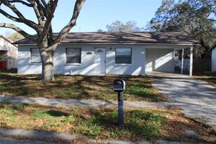 11637 Kerry Ct in Largo, FL - Building Photo