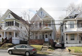 864 Union St in Schenectady, NY - Building Photo - Building Photo