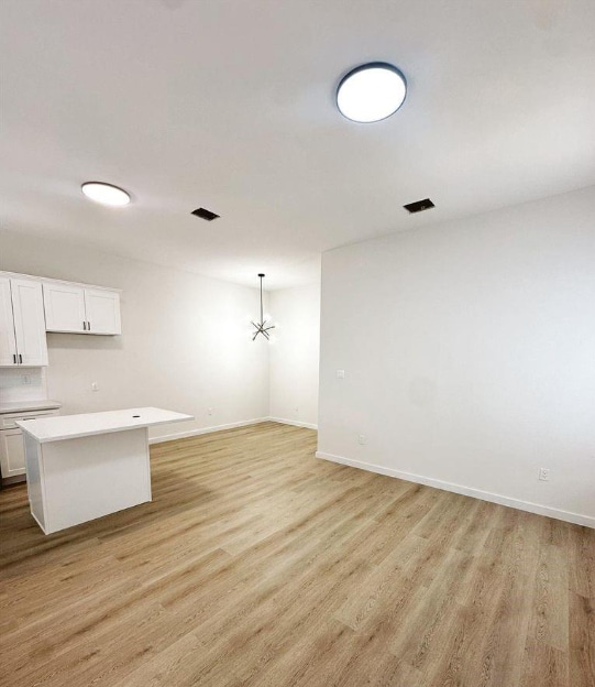 9705 Garcroft St in Houston, TX - Foto de edificio - Building Photo