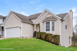 9805 River Trail Dr in Louisville, KY - Building Photo