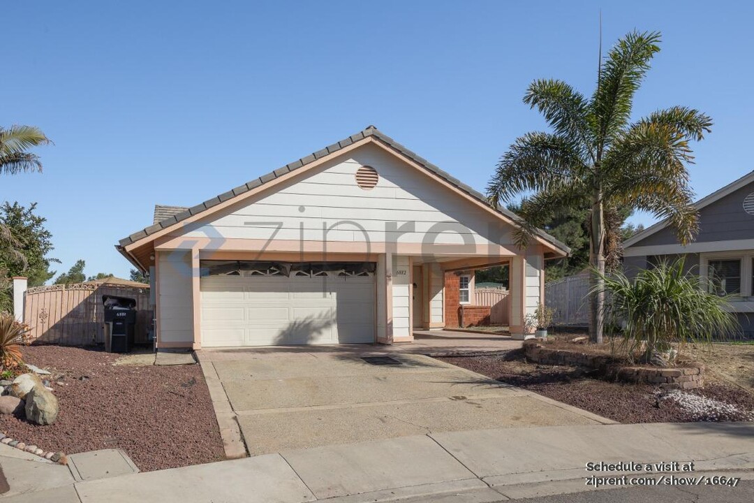 6882 Osterling Ct in San Diego, CA - Building Photo