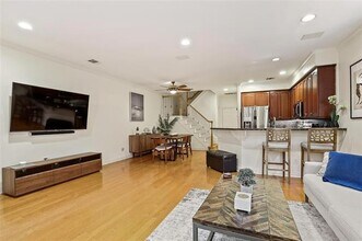 3811 Travis St in Dallas, TX - Building Photo - Building Photo