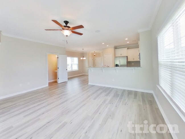 437 N Ivestor Ct in Inman, SC - Foto de edificio - Building Photo