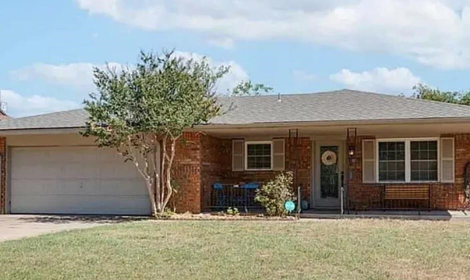 407 NW 69th St in Lawton, OK - Foto de edificio