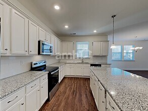 216 Latitia Lane in Mcdonough, GA - Foto de edificio - Building Photo