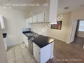 13203 Sanctuary Cove Dr in Temple Terrace, FL - Building Photo - Building Photo