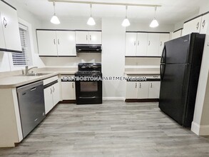 195 Maverick St in Boston, MA - Foto de edificio - Building Photo