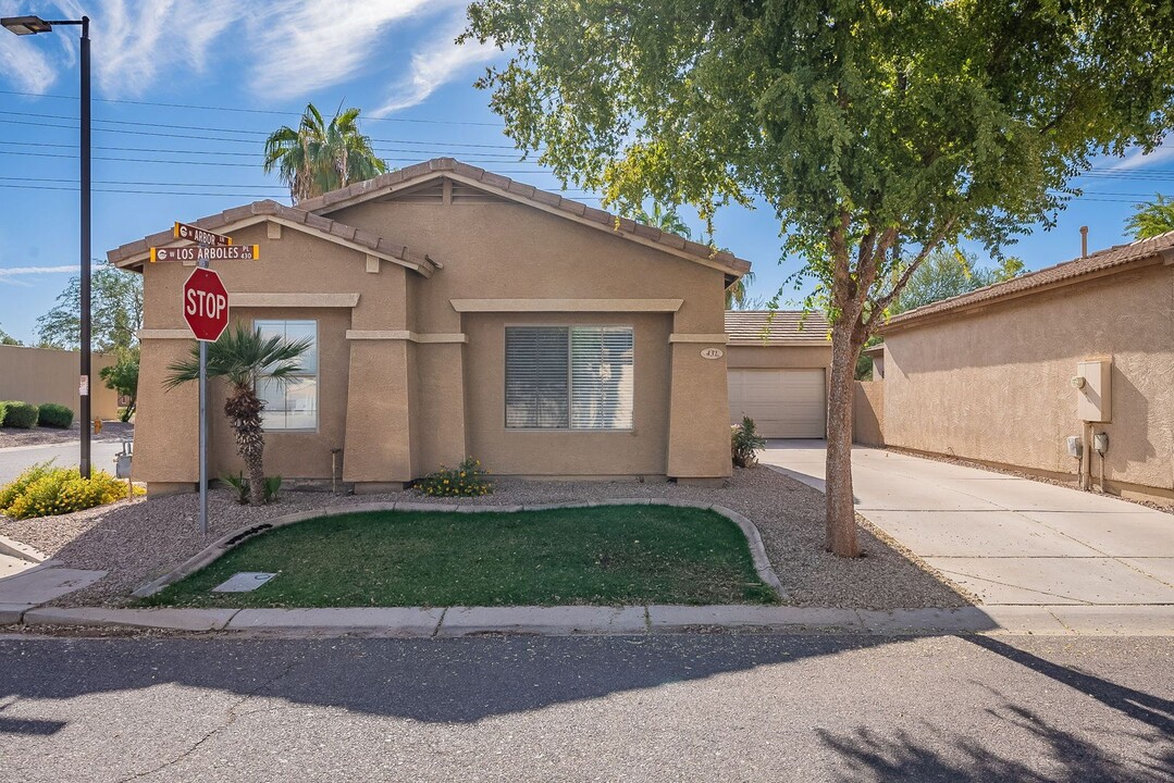 431 W Los Arboles Pl in Chandler, AZ - Building Photo