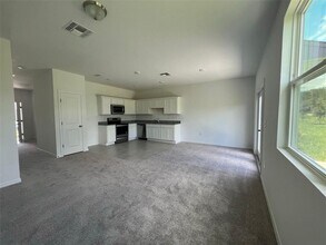 545 Madison Dr in Davenport, FL - Building Photo - Building Photo