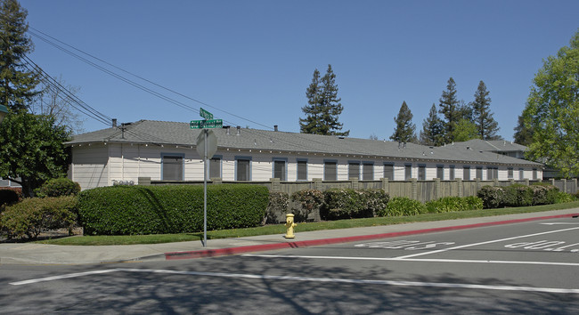 175 Old Bernal Ave in Pleasanton, CA - Building Photo - Building Photo