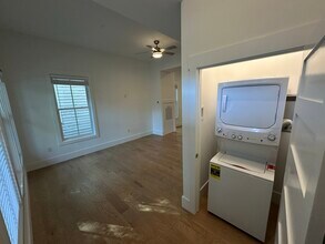 530 E Park Ave, Unit A in Savannah, GA - Foto de edificio - Building Photo