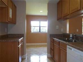 4014 NW 87th Ave in Sunrise, FL - Building Photo - Building Photo