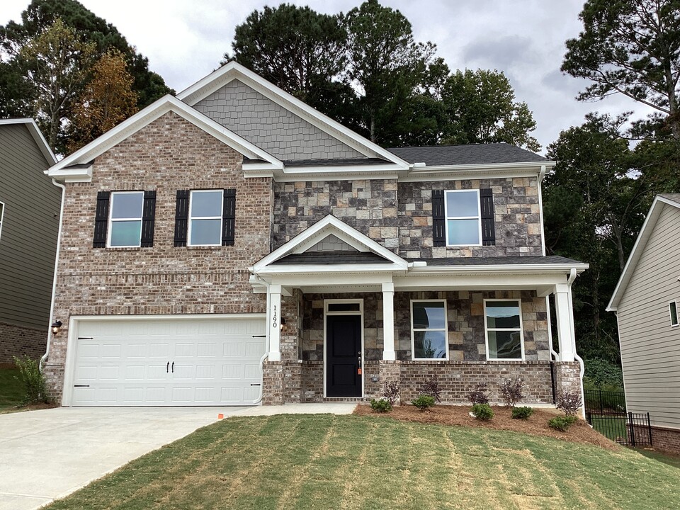 1190 Ashlyn Ct in Lawrenceville, GA - Building Photo