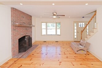 48 Westbrook Rd in Northborough, MA - Building Photo - Building Photo