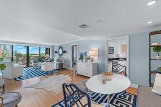 1200 S Flagler Dr in West Palm Beach, FL - Building Photo - Building Photo