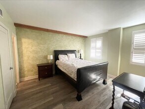 1205 St Charles Ave in New Orleans, LA - Building Photo - Building Photo