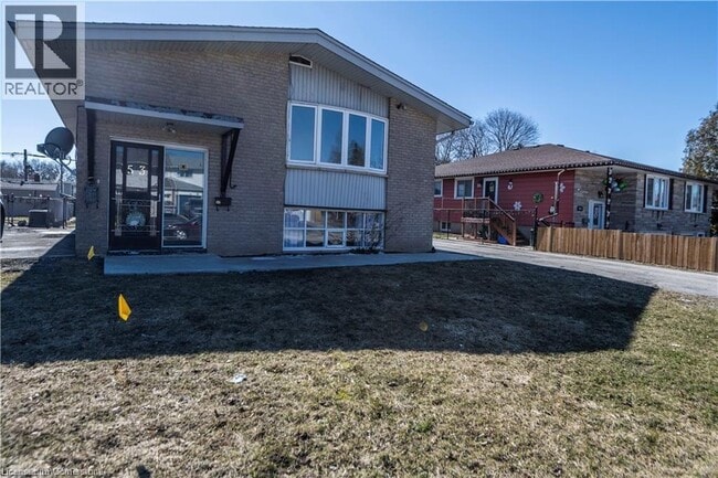 property at 53 Obermeyer Dr