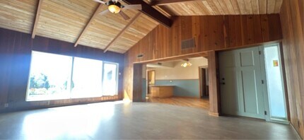 795 E College St in Mt Angel, OR - Building Photo - Building Photo