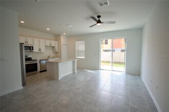 2500 Skyline Lp in Kissimmee, FL - Building Photo - Building Photo