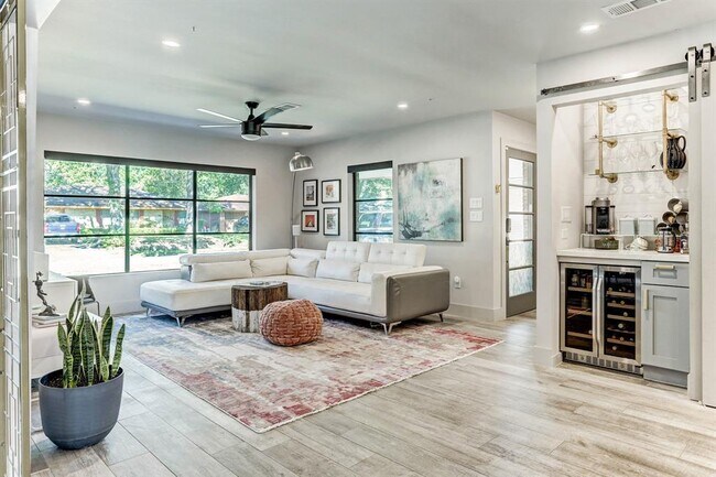 2319 Lamonte Ln in Houston, TX - Building Photo - Building Photo