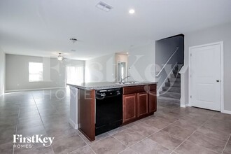 10111 Paradise Fish Dr in Riverview, FL - Building Photo - Building Photo