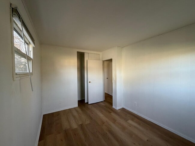 1440 Azalea Dr in Dayton, OH - Building Photo - Building Photo