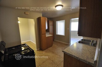 1302 E Becker Ln in Phoenix, AZ - Building Photo - Building Photo