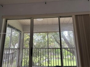 9081 SW 138th Pl in Miami, FL - Building Photo - Building Photo